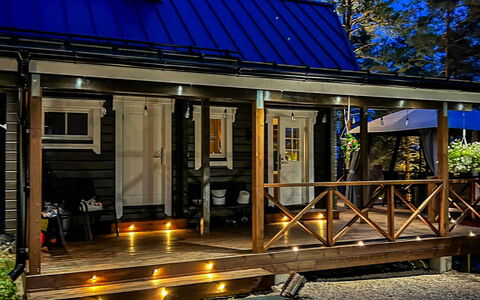 Villa Loisto: Bois, Chalet, Siding, Plate-Forme, Dur, Porche, Batiments Jardin, Tache De Bois, Planche, Lumber