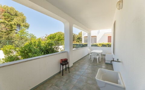 Villetta Bluette, Marina di Mancaversa: Plafond, Sol, Sol, Ombre, Biens, Balcon, Daylighting, Plâtre, Villa, Appartement Penthouse