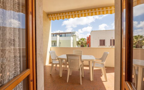 Appartamento Smeraldo, Gallipoli: Appartement, Balcon, Tache De Bois, Ombre, Hôtel