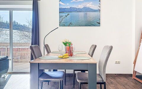 Lechbruck am See 110: Meubles, Design Intérieur, Sol, Table, Sol, Bois, Table Cuisine Et Salle A Manger, Chaise, Salle À Manger, Pièce