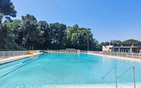 Mimosa: Piscine, Composite, Recours, Thermes, Ville Resort, Centre De Loisirs, Hôtel