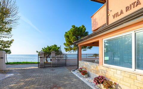 Villa Rita: Balcon, Ombre, Hôtel, Porche, Recours