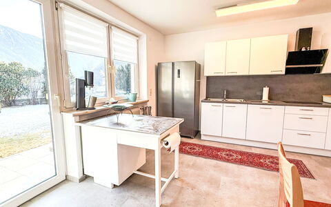 Acereto: Cuisine, Sol, Meubles, Design Intérieur, Comptoir, Bois, Appareil De Cuisine, Cabinetry, Sol, Principaux Appliance