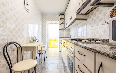 Tomas de Victoria: Sol, Sol, Appartement, Tuile, Cuisine, Vélo