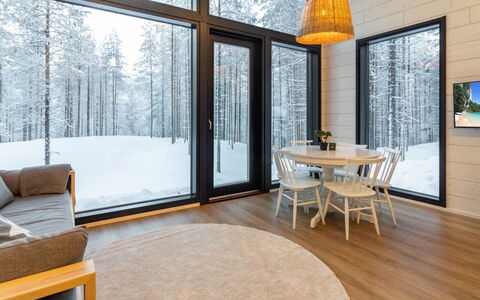 Soutaja Lodge: Bois, Domicile, Plafond, L'Hiver, Dur, Verre, Parquet, Luminaire, Daylighting, Cabane En Rondins