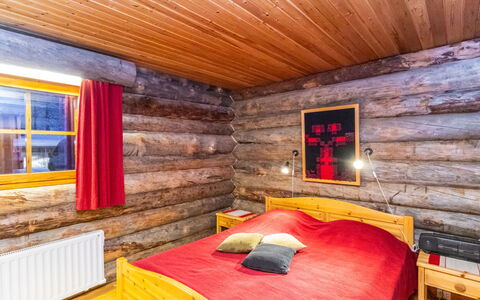 Äkästupa: Bois, Plafond, Cabane En Rondins, Tache De Bois, Chambre, Dur, Lit, Chalet, Parquet, Literie
