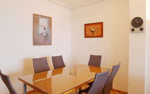 Altea Dorada: Pièce, Propriété, Salle À Manger, Meubles, Table, Design Intérieur, Bâtiment, Sol, Immobilier, Maison