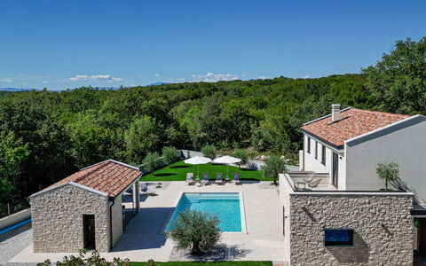 Vonskari: Piscine, Maison, Domicile, Zone Résidentielle, Biens, Chalet, Ferme, Porte, Recours, Villa