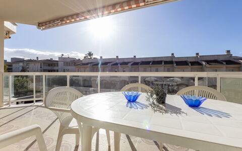 Costa Blanca Iii: Ombre, Appartement, Balcon, Aménagement Paysager, Cour, Mobilier De Jardin, Villa