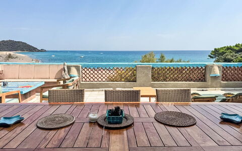 Sainte Lucie Porto Vecchio 700: Bois, Meubles, Mer, Mobilier De Jardin, Chaise, Ombre, Recours, Océan, Côte, Plage