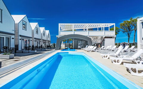 Rewal 200: Ombre, Piscine, Hôtel, Mobilier De Jardin, Villa