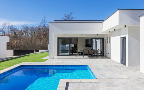 Jagoda: Piscine, Zone Résidentielle, Architecture, Domicile, Composite, Tuile, Ombre, Biens, Béton, Cour