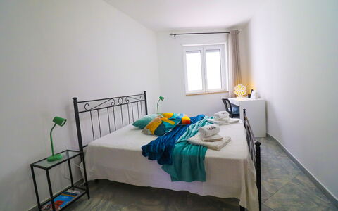 Casa Kalès Otranto – Holiday Home 4 Guests – Ac, W: Lit, Meubles, Chambre, Literie, Drap De Lit, Sol, Sol, Linge, Design Intérieur, Pièce