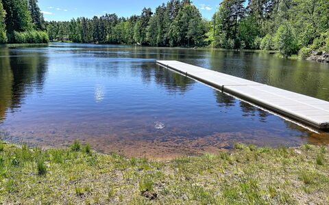 Skolhuset: L'Eau, Ressources En Eau, Arbre, Plan D'Eau, Cours D'Eau, Paysage Naturel, Voie Navigable, Banque, Lac, Réflexion