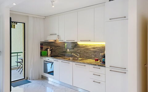 Apt. Hermosa: Cuisine, Comptoir, Sol, Appareil De Cuisine, Design Intérieur, Principaux Appliance, Bois, Sol, Meubles, Cabinetry