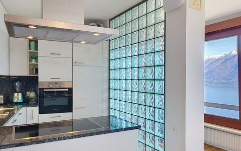 Apt. Tana dei Leoni: Design Intérieur, Sol, Verre, Sol, Plafond, Pièce, Appartement, Cuisine, Comptoir, Daylighting