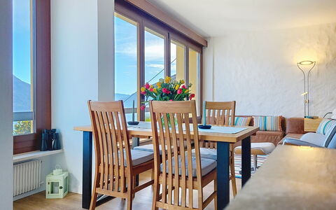 Apt. Tana dei Leoni: Meubles, Design Intérieur, Sol, Bois, Plafond, Pièce, Sol, Chaise, Table, Salle À Manger