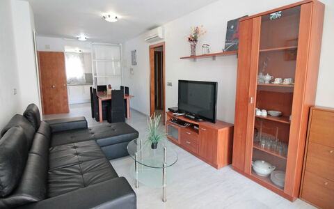 Elegance: Pièce, Propriété, Meubles, Salon, Bâtiment, Design Intérieur, Maison, Immobilier, Sol, Domicile