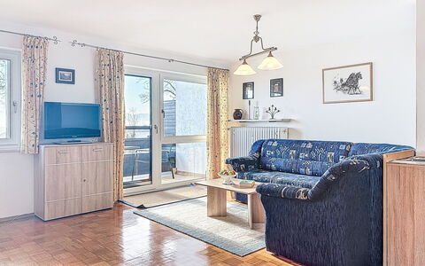 Seeglück: Meubles, Design Intérieur, Sol, Sol, Appartement, Pièce, Canapé, Salon, Chaise, Plafond