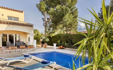 Urb Las Tres Calas: Appartement, Design Urbain, Balcon, Condominium, Aluminium, Appartement Penthouse