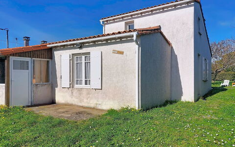 Les Hêtres: Appartement, Design Urbain, Balcon, Condominium, Aluminium, Appartement Penthouse