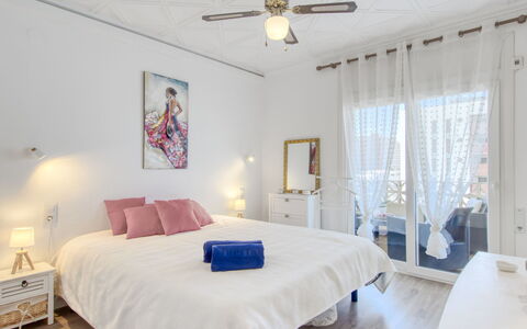 Puerto Simona: Meubles, Design Intérieur, Sol, Sol, Chambre, Lit, Bois, Plafond, Parquet, Pièce