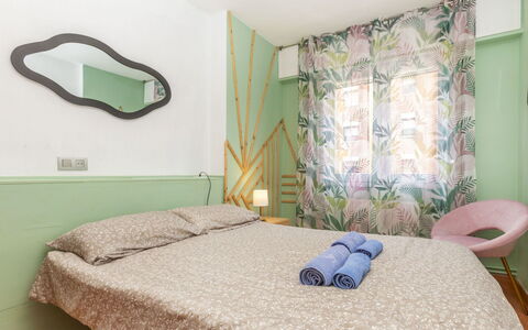 Rioplata: Meubles, Lit, Chambre, Design Intérieur, Drap De Lit, Mur, Literie, Linge, Bois, Pièce