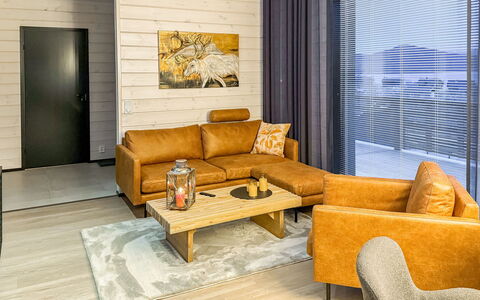 Saanan Taika: Meubles, Canapé, Design Intérieur, Sol, Bois, Sol, Salon, Appartement, Parquet, Pièce