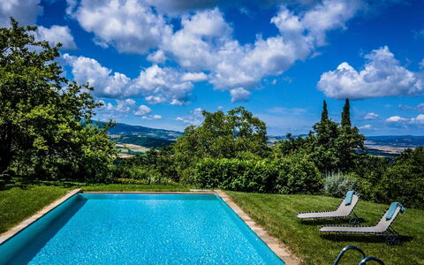Podere i Prati: Bleu, Piscine, Jardin, Eco Hôtel, Aménagement Paysager, Ombre, Caractéristique De L'Eau, Recours, Hacienda, Cumulus