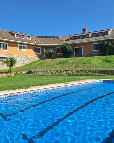 Argentona 642: Piscine, Recours, Biens, Jardin, Ferme, Arrière-Cour, Villa, Ombre, Pelouse, Eco Hôtel