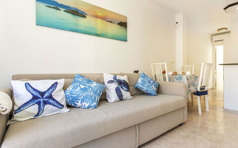 Ca la Flama: Meubles, Sol, Sol, Design Intérieur, Appartement, Canapé, Mer, Pièce, Throw Pillow