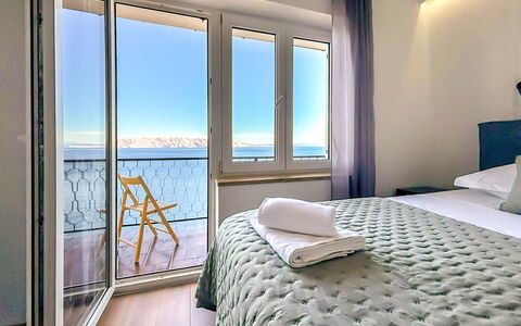 Senj 122: Meubles, Chambre, Design Intérieur, Lit, Sol, Literie, Drap De Lit, Linge, Pièce, Appartement