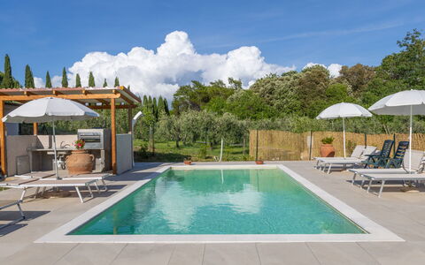 Uliveto: Piscine, Mobilier De Jardin, Recours, Meubles, Parapluie, Jardin, Chaise, Composite, Eco Hôtel, Ombre