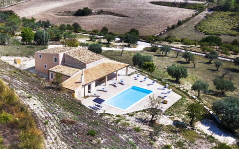 Villa Belvedere: Piscine, Biens, Chalet, Ferme, Recours, Villa, Mobilier De Jardin, Hacienda, Eco Hôtel, Hôtel