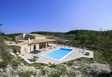 Villa Belvedere: Biens, Villa, Vélo, Piscine, Ferme