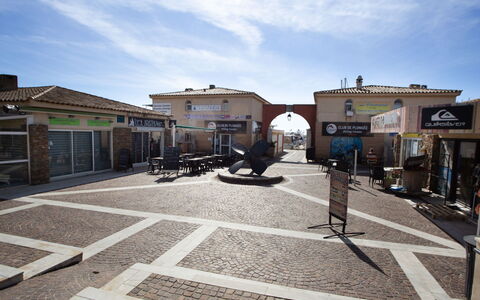 La Londe les Maures 301: Espace Public, Ville, Ombre, Centre De La Ville