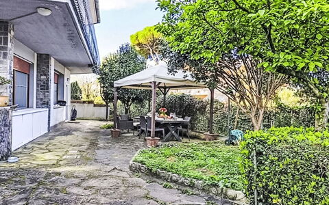 Atelier Vella: Jardin, Cour, Ombre, Aménagement Paysager, Allée, Arrière-Cour, Dalle, Cour, Passerelle, Hacienda