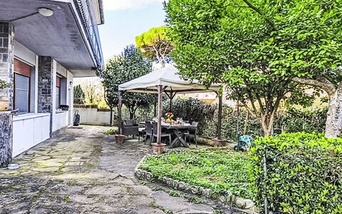 Atelier Vella: Jardin, Cour, Aménagement Paysager, Ombre, Allée, Arrière-Cour, Dalle, Cour, Passerelle, Hacienda