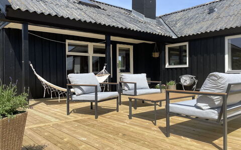 Monna - from the Sea: Bois, Sol, Sol, Domicile, Meubles, Porche, Dur, Porte, Mobilier De Jardin, Parquet