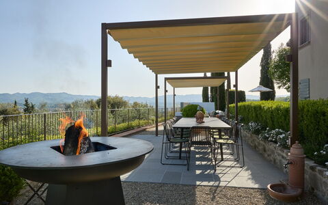 Villa Il Colto: Meubles, Mobilier De Jardin, Ombre, Tableau De Plein Air, Chaise, Jardin, Structure En Plein Air, Pergola, Arrière-Cour, Aménagement Paysager