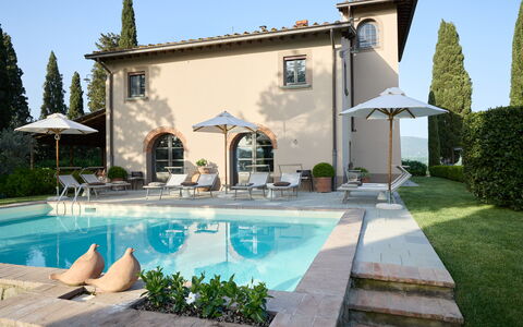 Villa Il Colto: Piscine, Domicile, Biens, Jardin, Villa, Aménagement Paysager, Cour, Manoir, Mobilier De Jardin, Hacienda