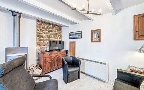 Maison de Saint-Cado: Meubles, Design Intérieur, Sol, Plafond, Sol, Pièce, Appartement, Salon, Canapé, Cadre