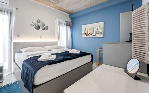 The Tinel: Design Intérieur, Meubles, Sol, Sol, Chambre, Plafond, Appartement, Lit, Pièce, Literie