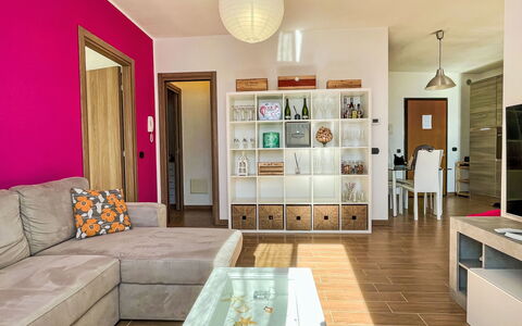 Libellula: Meubles, Design Intérieur, Sol, Sol, Mur, Pièce, Bois, Plafond, Domicile, Salon