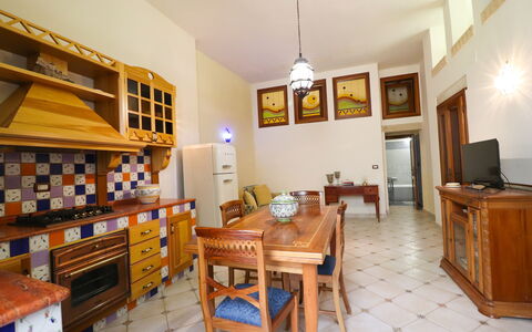 Cariddi Dimora Otranto: Sol, Design Intérieur, Meubles, Cuisine, Bois, Sol, Cabinetry, Comptoir, Plafond, Pièce