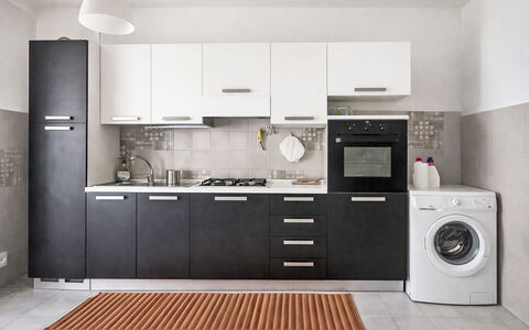 Etrusco Apartment: Appareil De Cuisine, Principaux Appliance, Cuisine, Cabinetry, Électroménager, Cuisinière, Placard, Comptoir, Tiroir, Le Fourneau