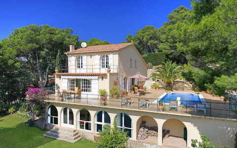 Villa Muneca: Piscine, Recours, Biens, Hacienda, Villa, Manoir, Mobilier De Jardin, Parapluie, Eco Hôtel, Balcon