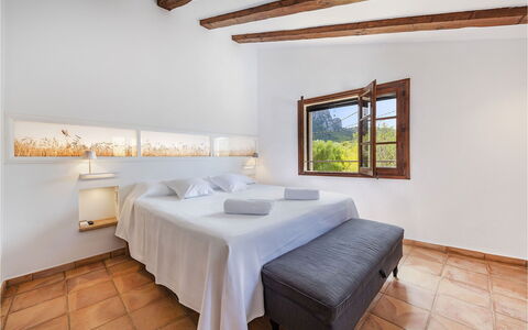 Can Cabana: Sol, Design Intérieur, Meubles, Sol, Domicile, Plafond, Chambre, Pièce, Recours, Lit