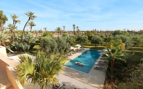 Villa Eleganza: Piscine, Recours, Réflexion, Mobilier De Jardin
