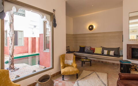 Riad Special: Mur, Sol, Sol, Design Intérieur, Domicile, Plafond, Pièce, Tache De Bois, Salon